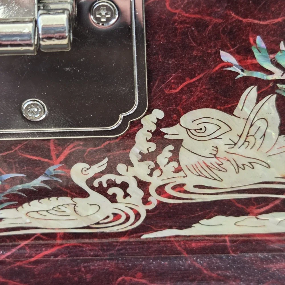 Korean Najeon Chilgi Lacquer Jewelry/Music Box With Mother Of Pearl Crane Motif